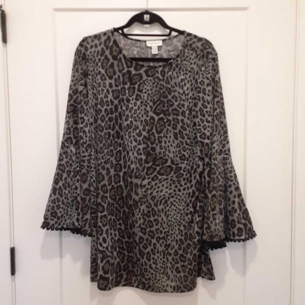 SUSAN GRAVER sparkly gray & black knit leopard tunic top (1X)